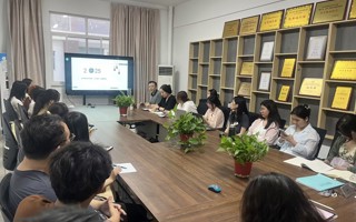 学校开展第十五届“电子商务三创赛”常规赛校级优秀项目打磨备赛会